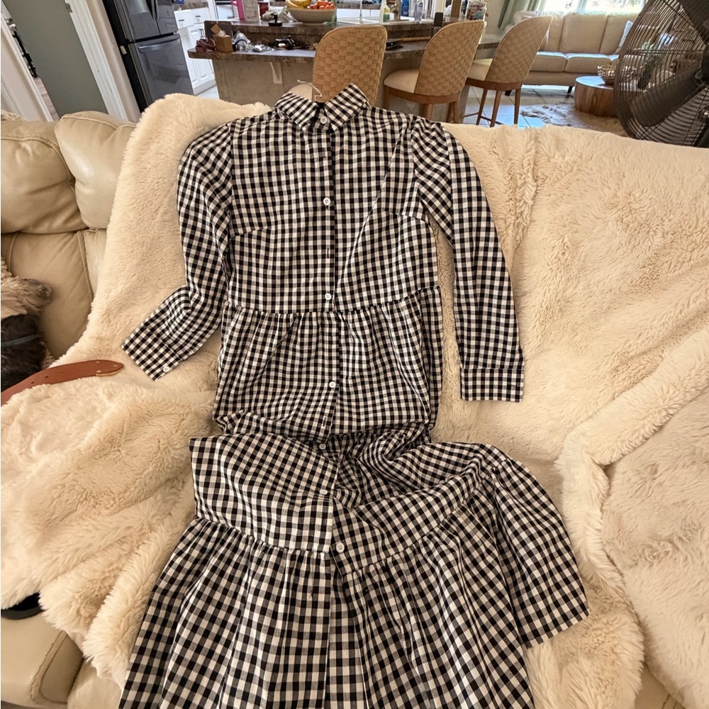 Dress - Picture 8 of 8